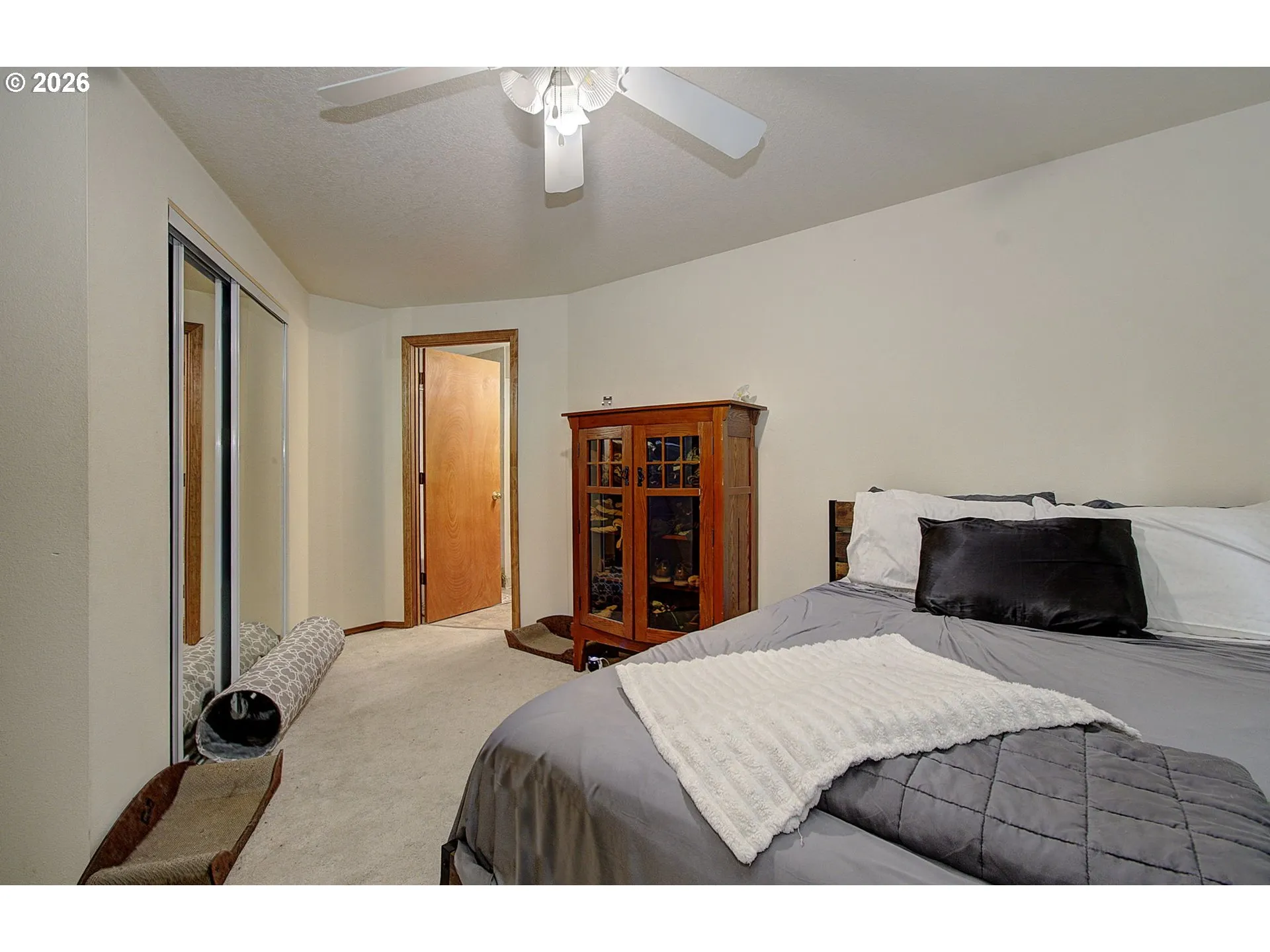 Bedroom, Primary-Lower