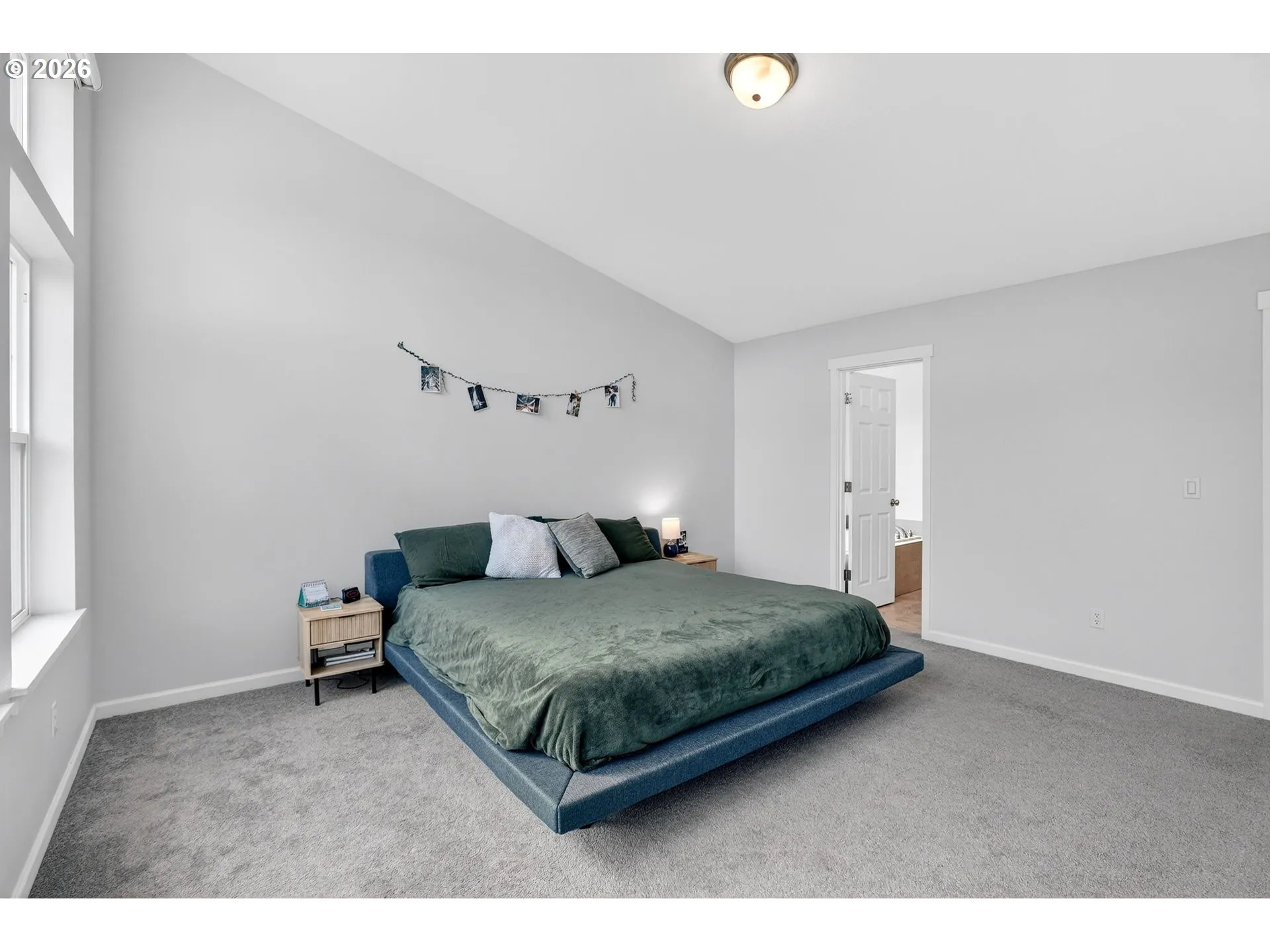 Bedroom, Primary