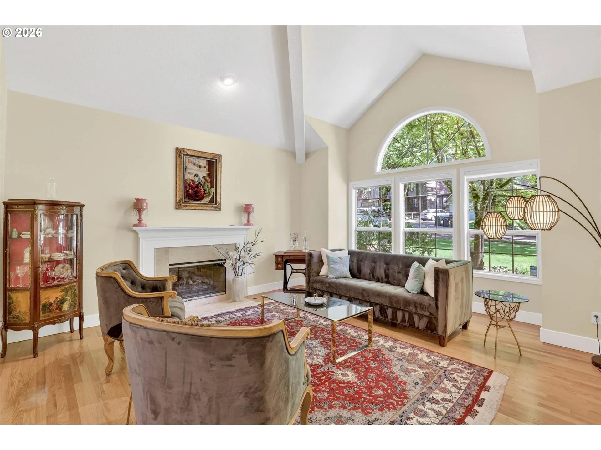 Living Room-Fireplace
