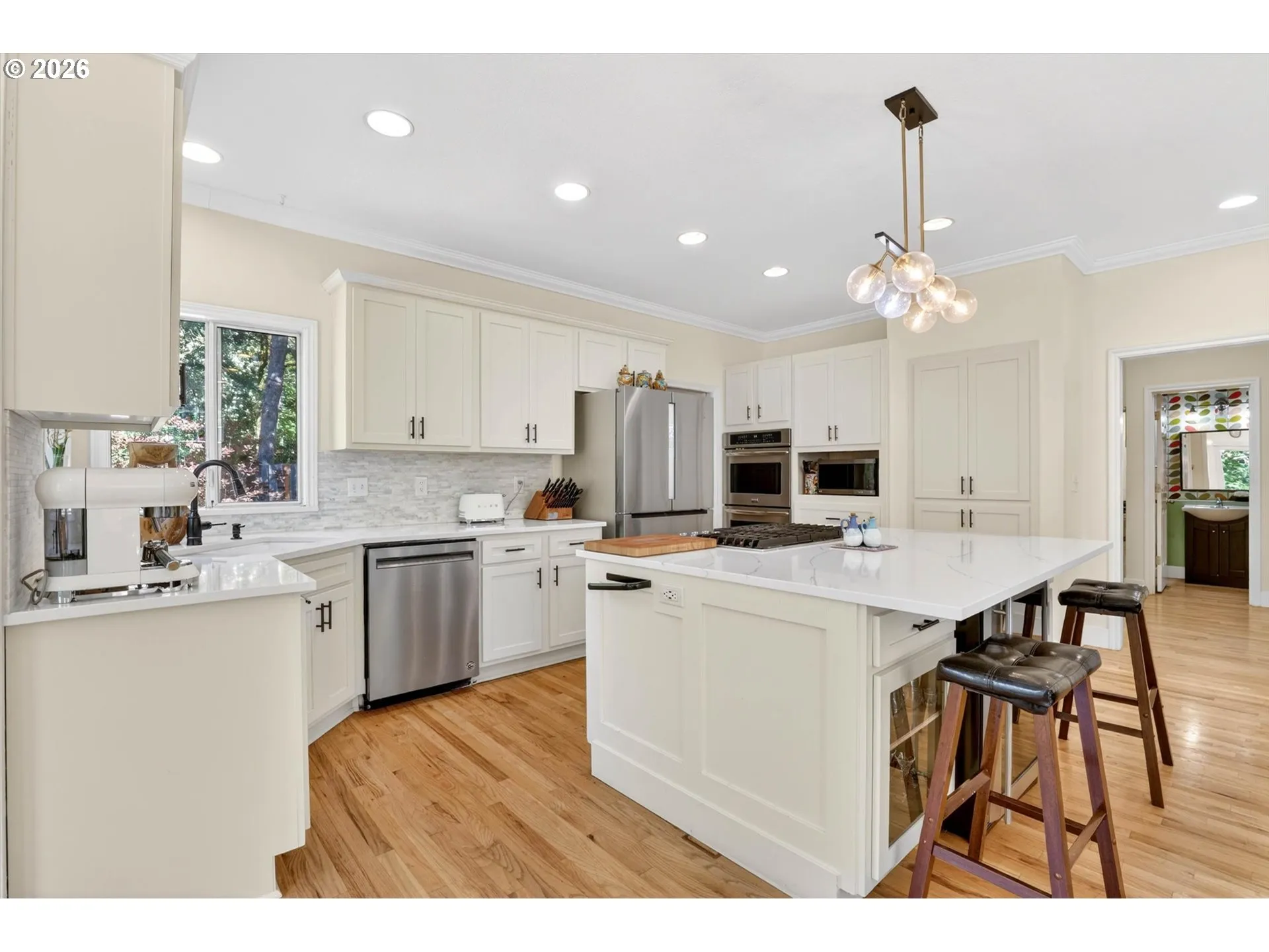 Kitchen-Island