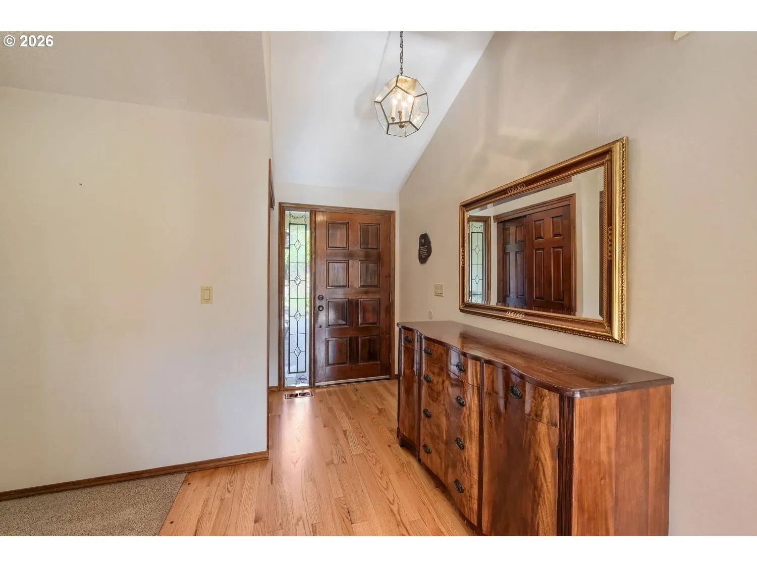 Entrance/Foyer