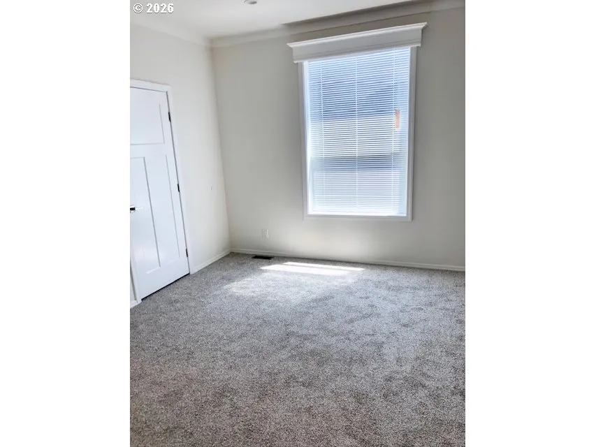 Bedroom, Primary