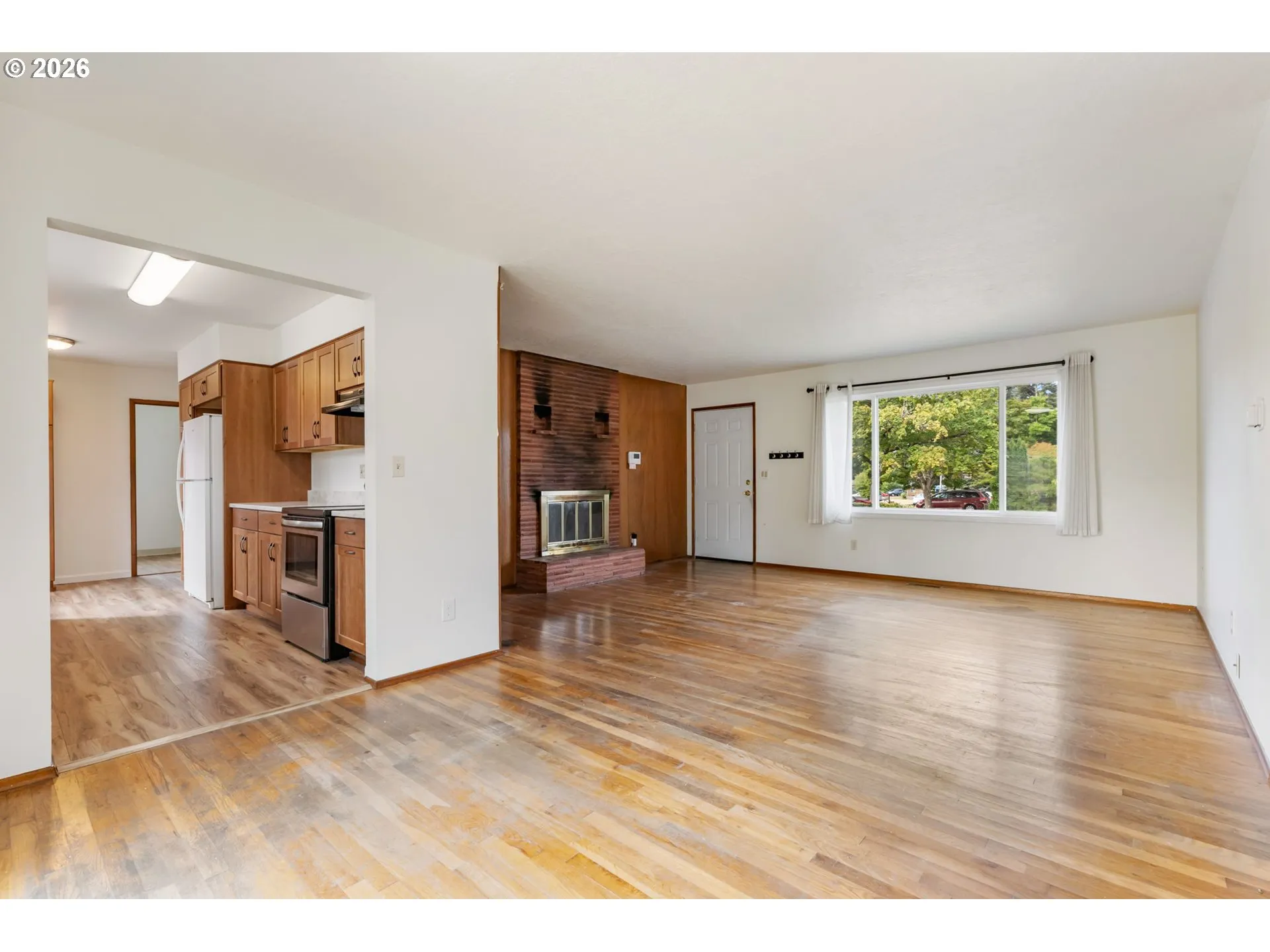 Living Room/Dining Room