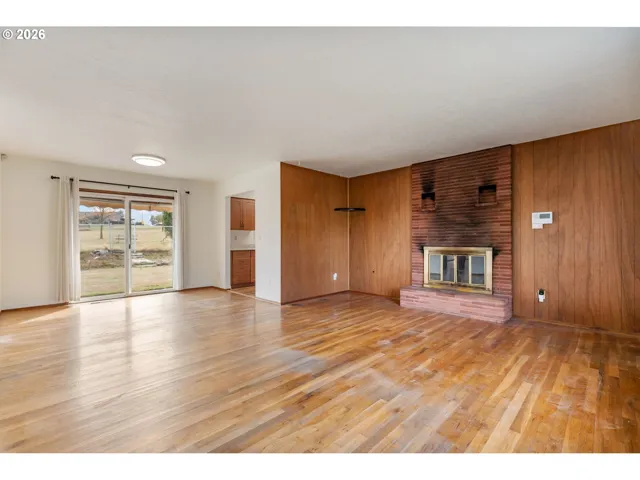 Living Room/Dining Room
