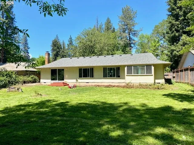 Backyard-Fenced