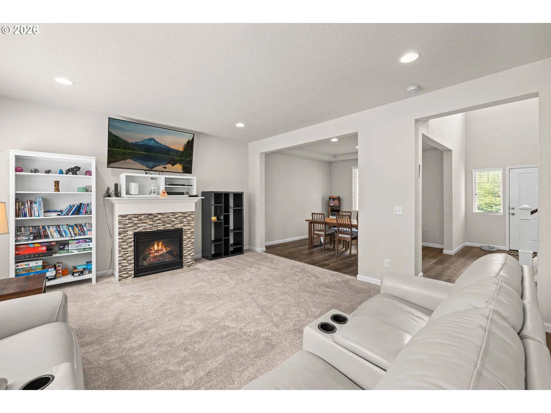 Living Room/Dining Room