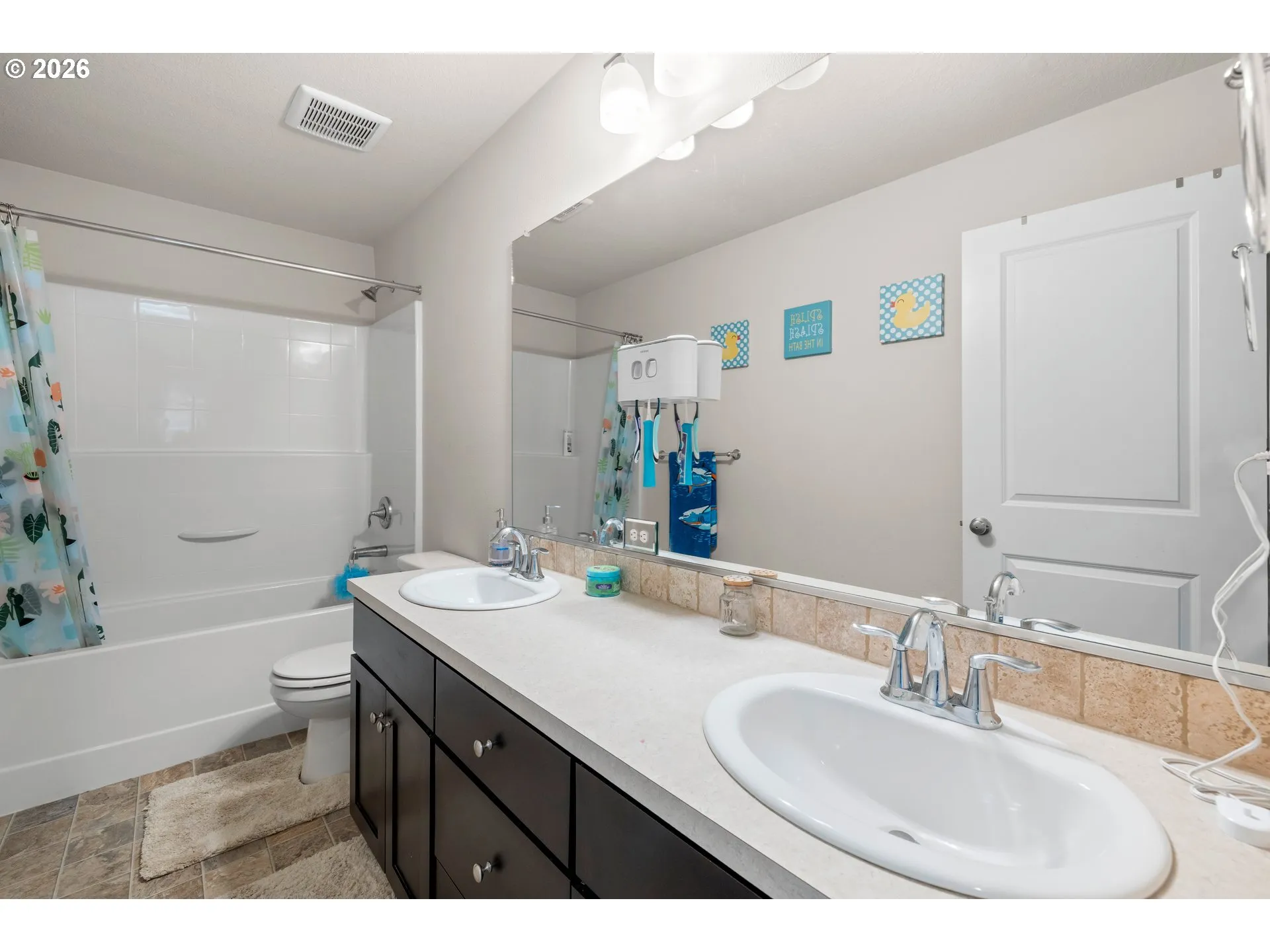 Bathroom-Upper