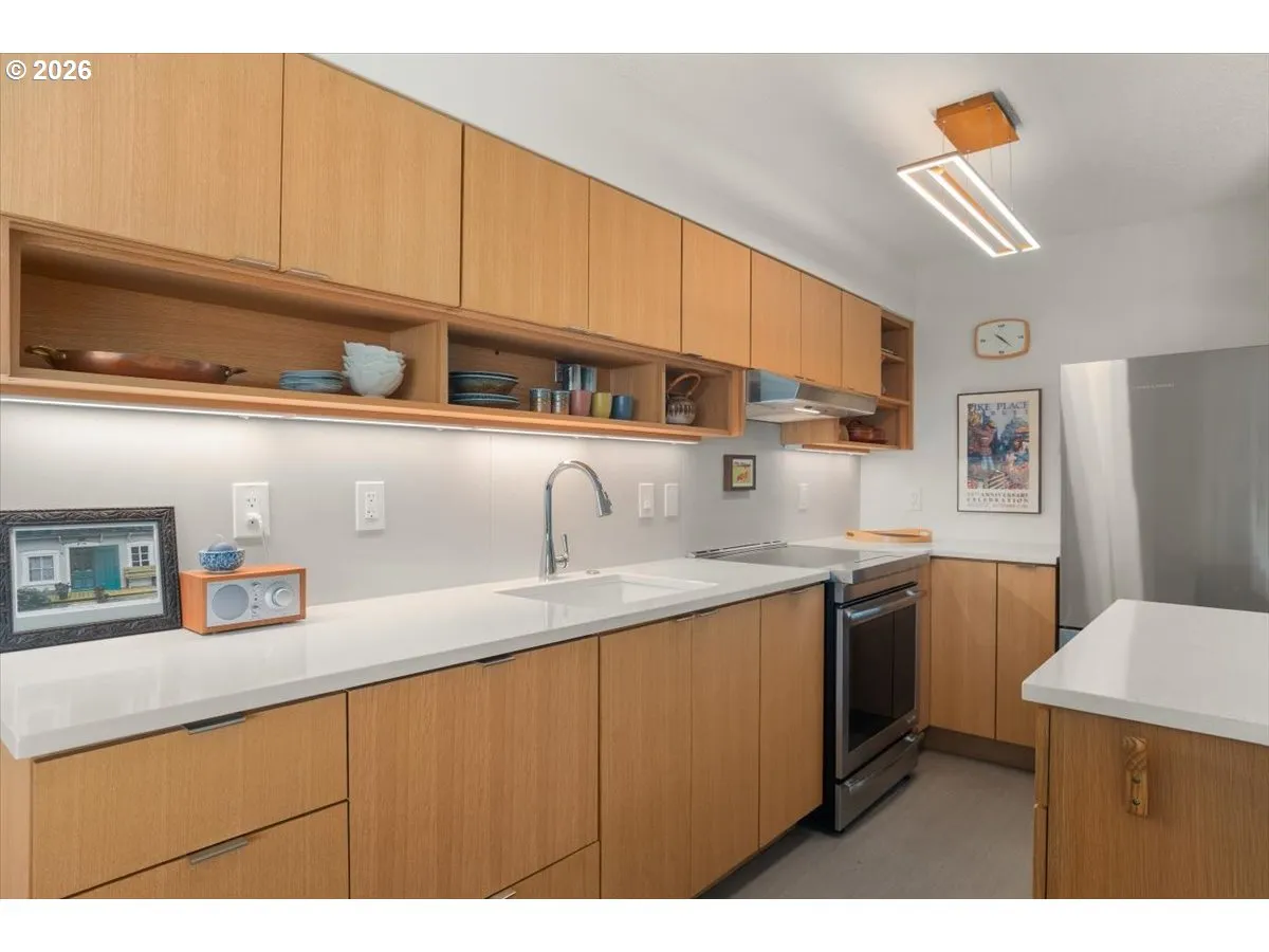 Kitchen-Island