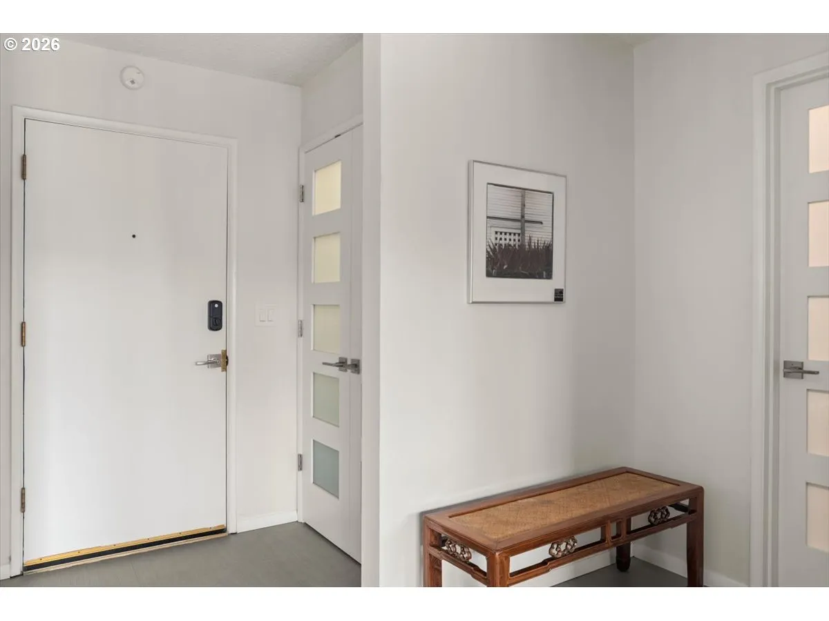 Entrance/Foyer