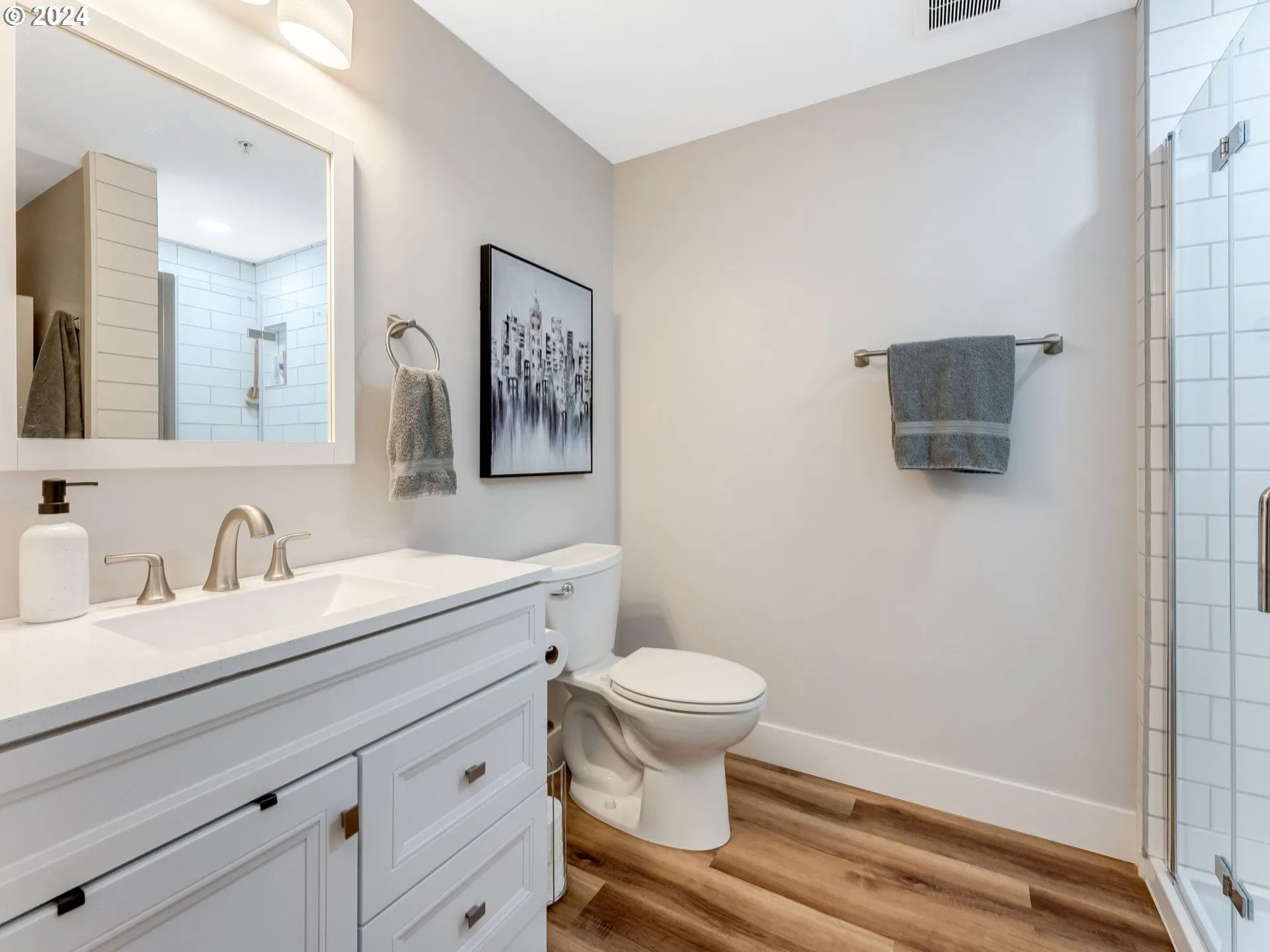 Bathroom, Attached