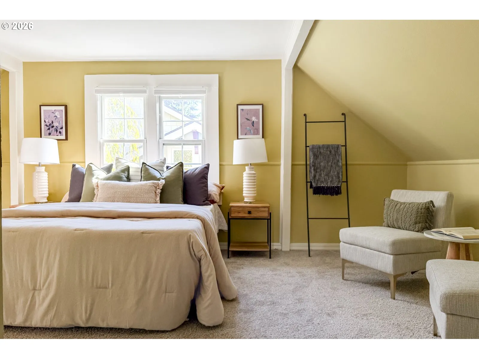 Bedroom, Primary-Upper