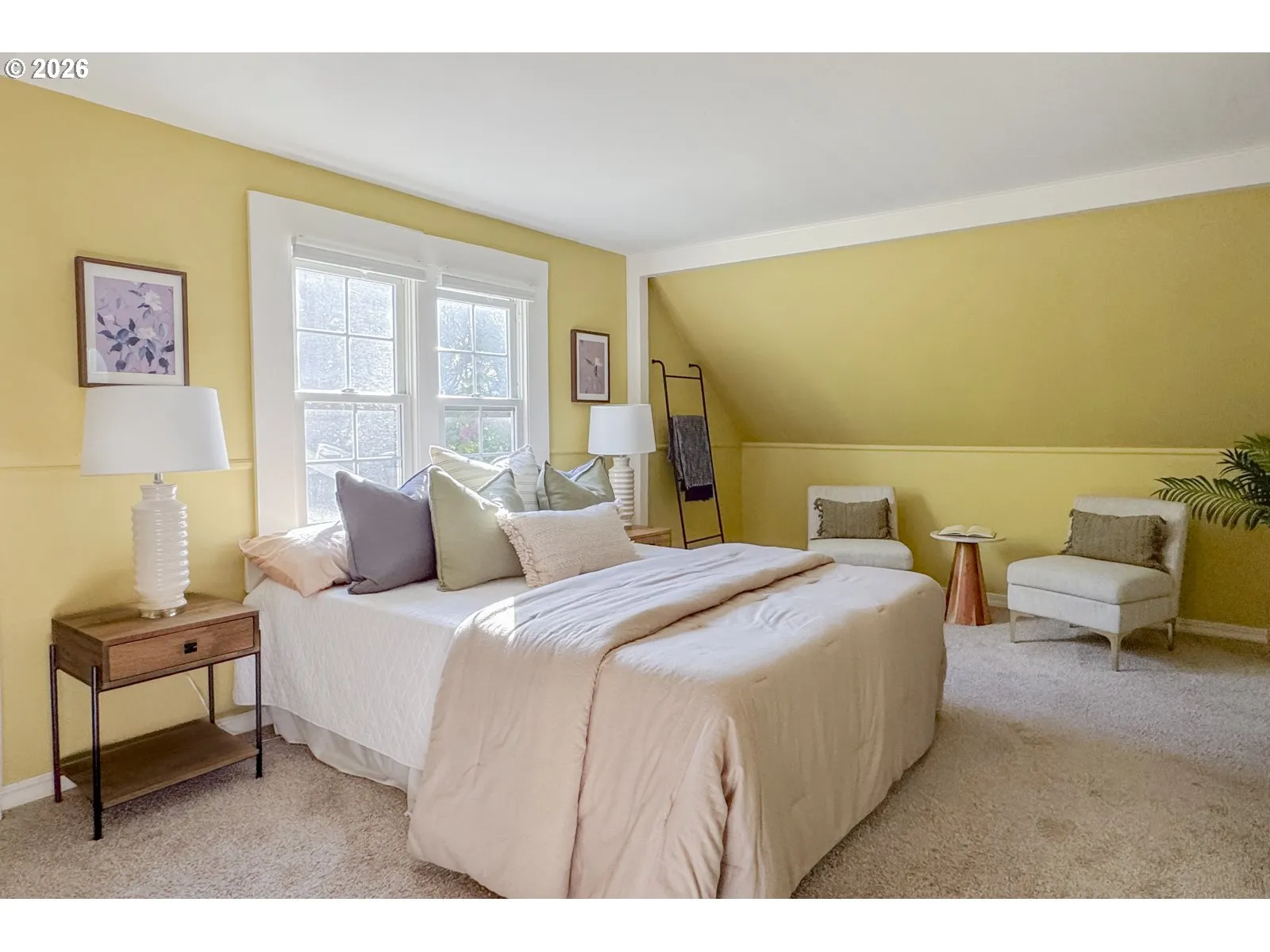 Bedroom, Primary-Upper