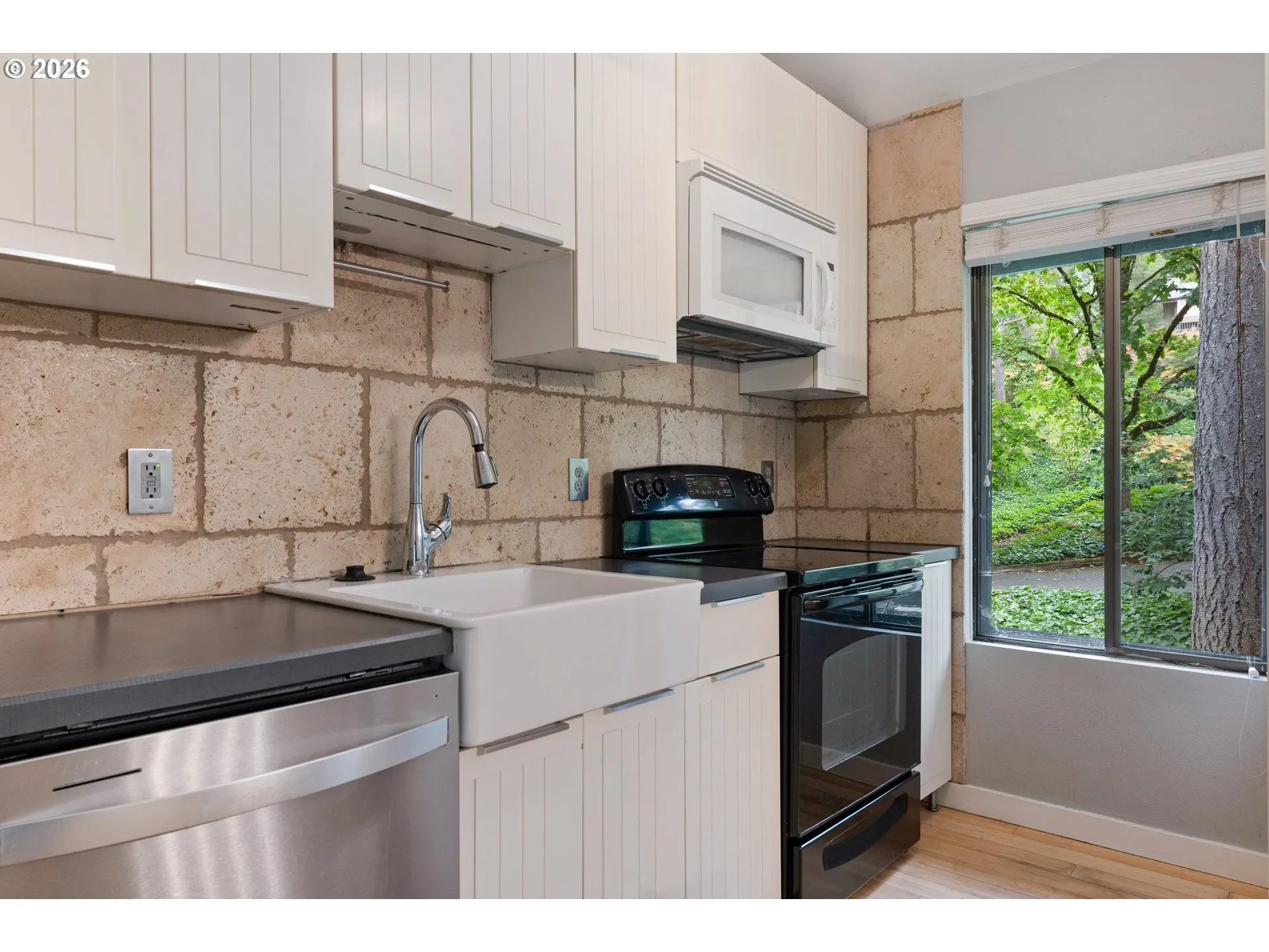 Kitchen-Oven