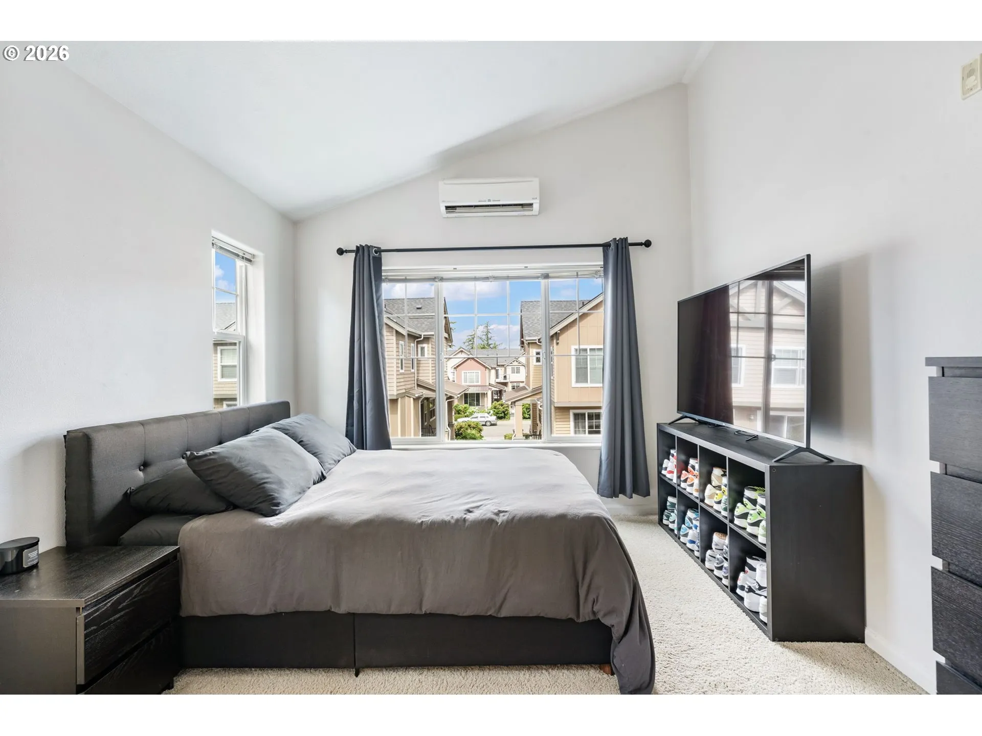 Bedroom, Primary-Upper