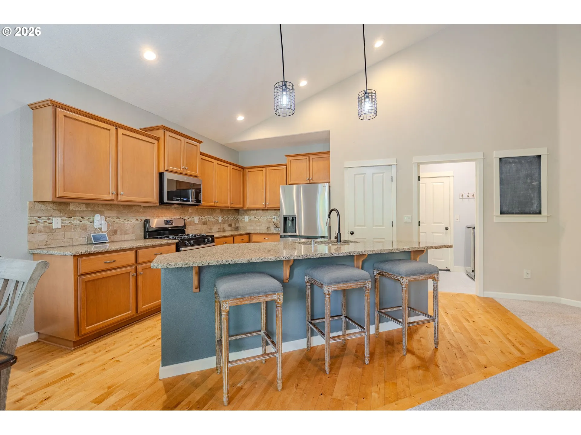 Kitchen-Island