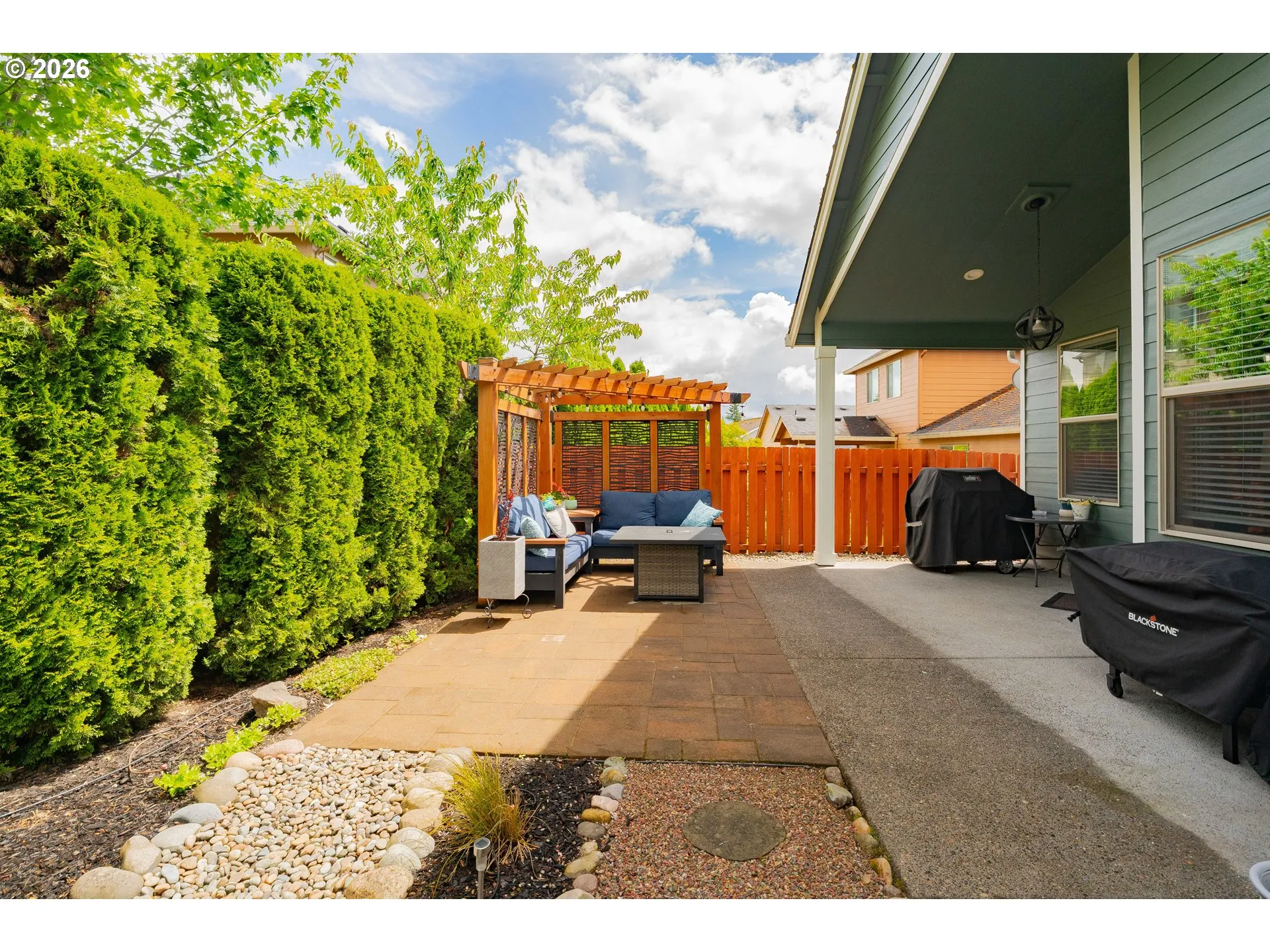 Yard-Back