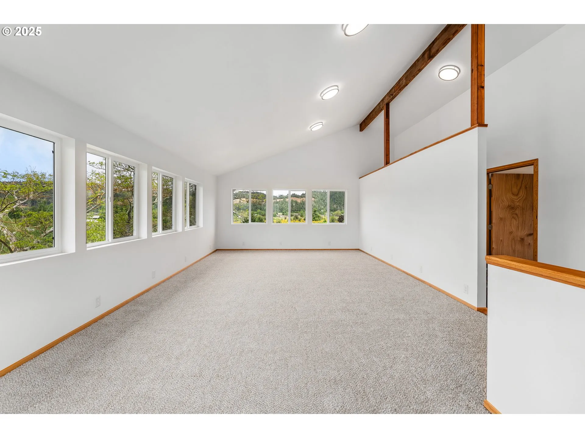 Bonus Room-Upper