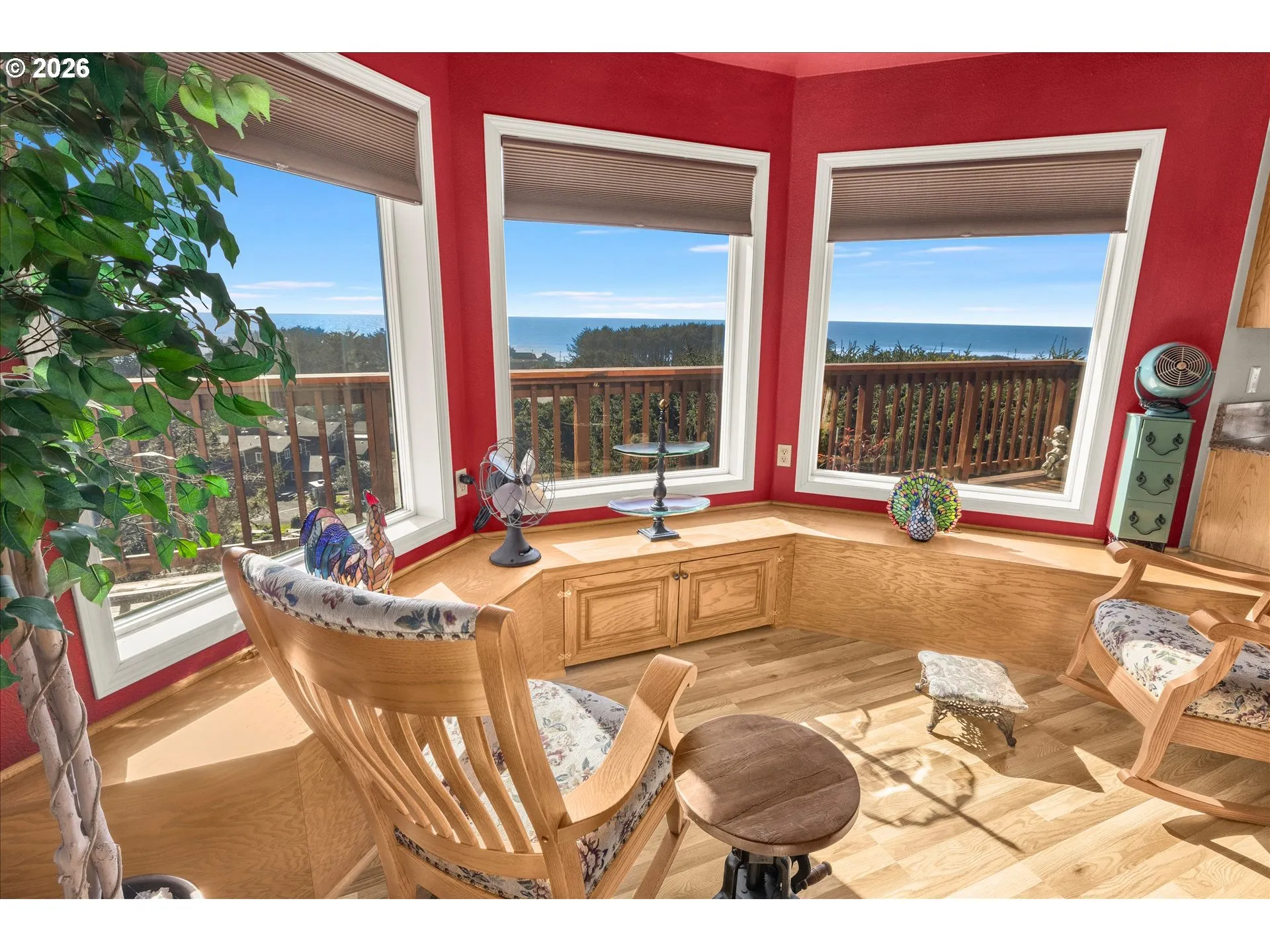 Dining Area-Ceiling Fan