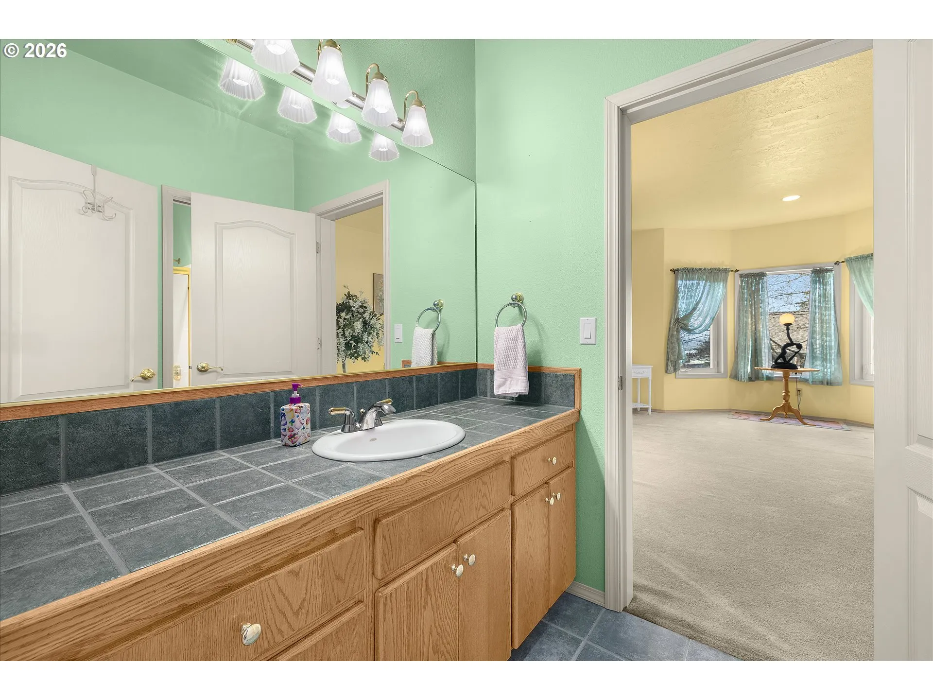 Attached Bathroom #3-Jack and Jill