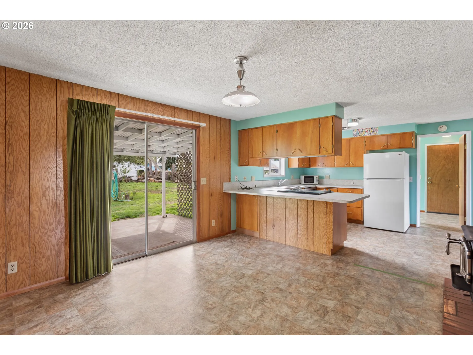 Kitchen/Family Room