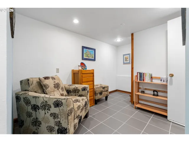Basement-Finished