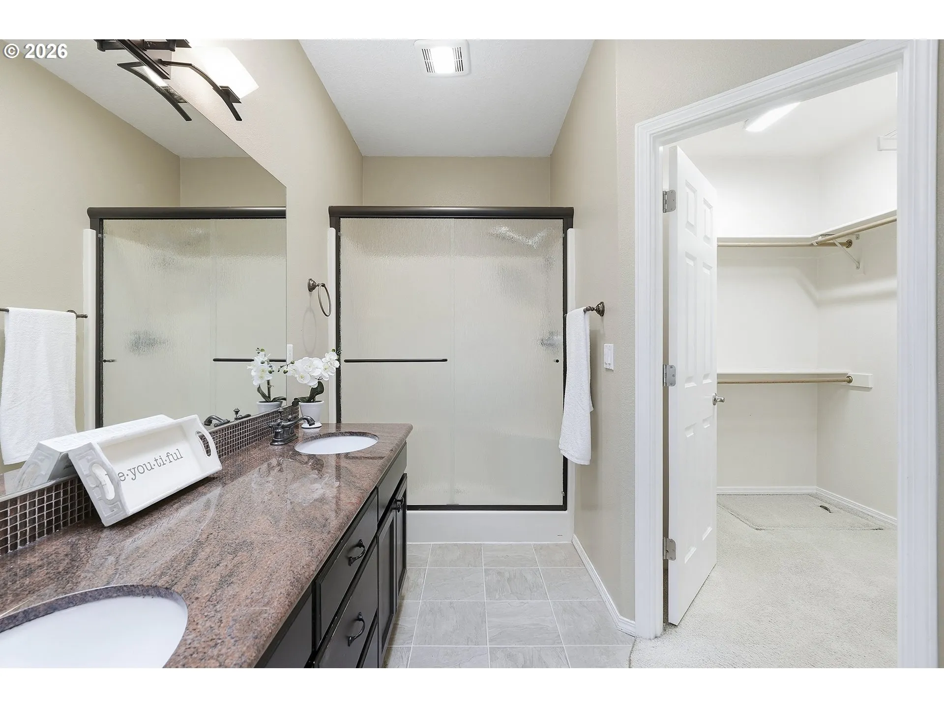 Bathroom-Walk in Shower