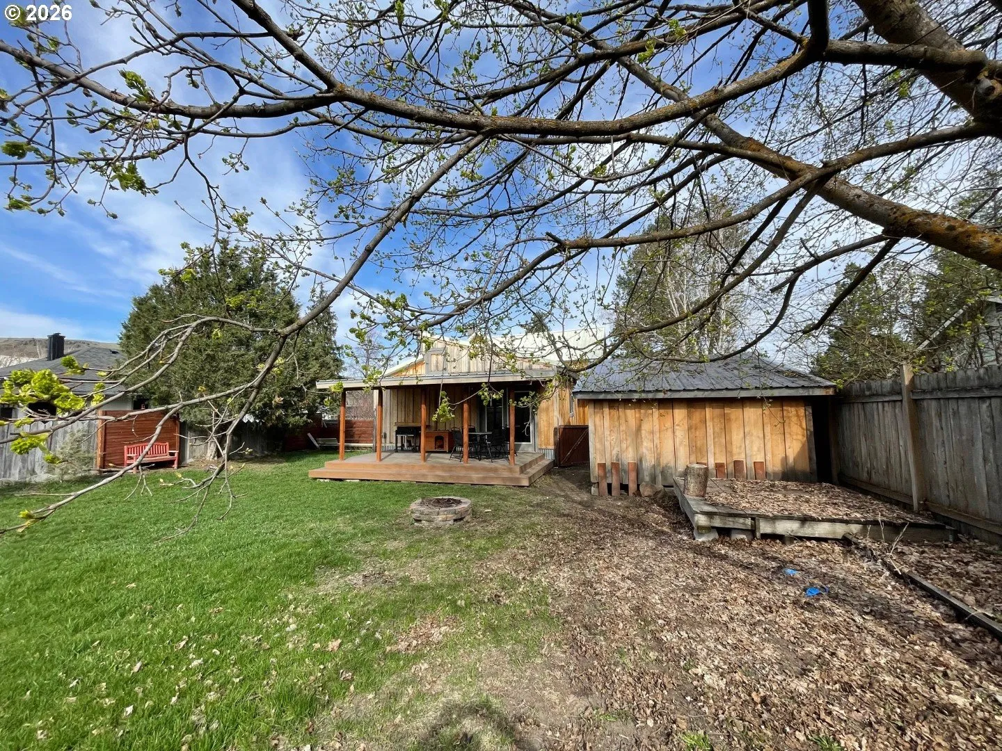 Yard-Back
