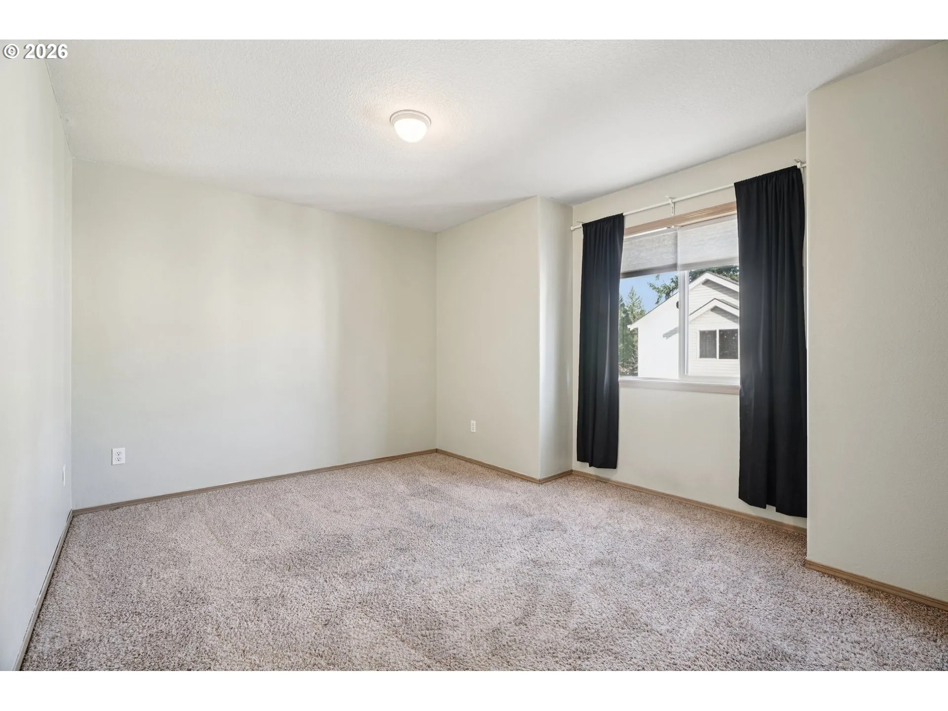 Bedroom, Primary-Upper