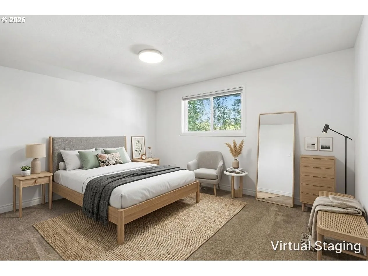 Owner's Suite Bedroom-Upper
