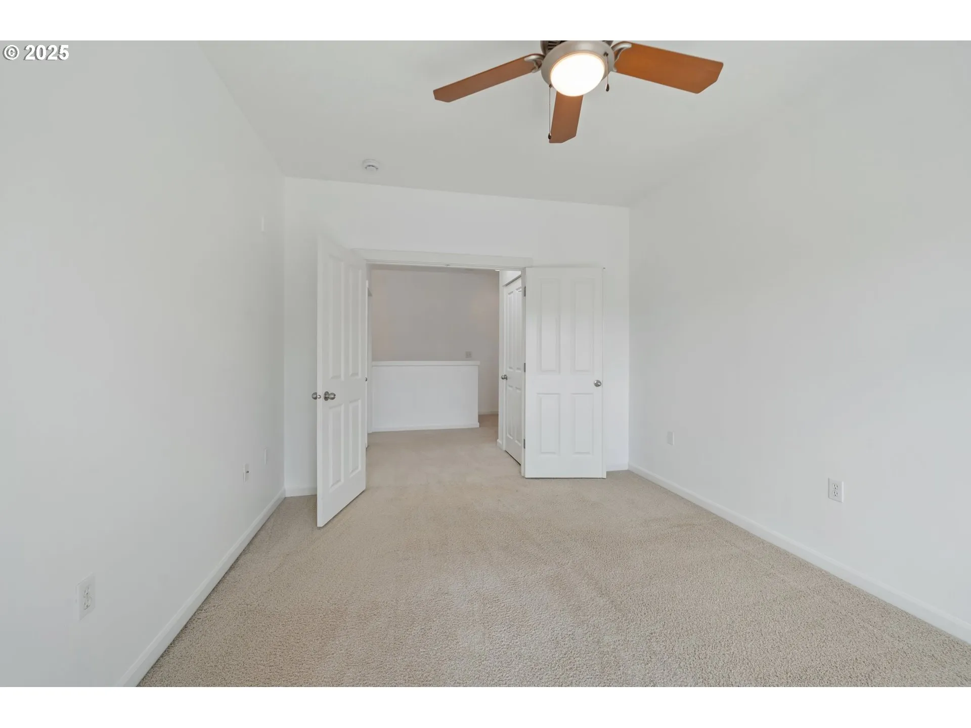 Owner's Suite Bedroom-Upper