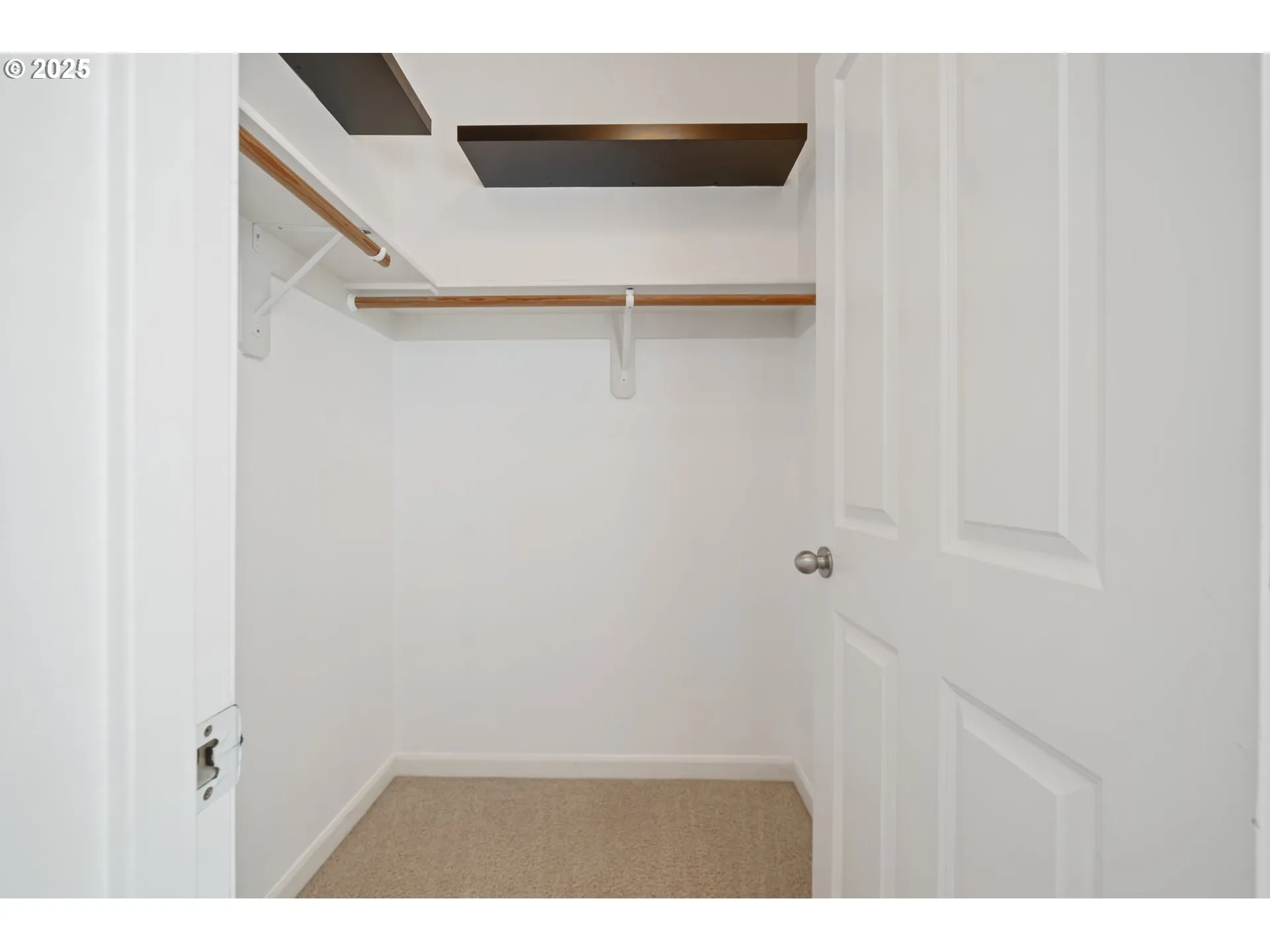 Bedroom-Walk-In Closet