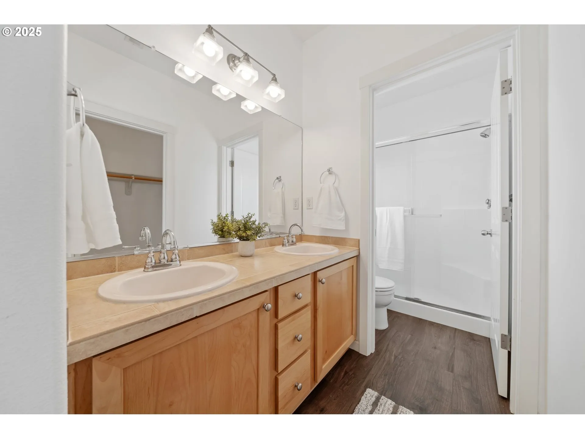Owner's Suite Bathroom-Double Sinks