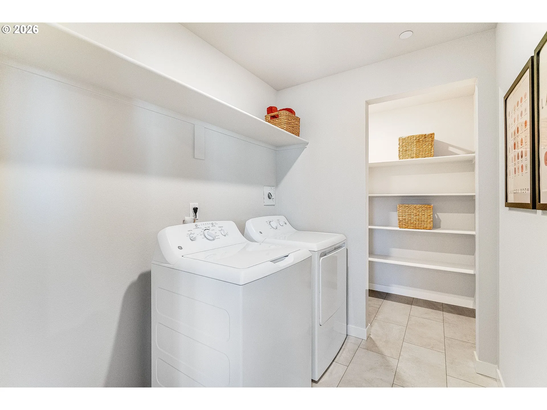 Laundry-Upper