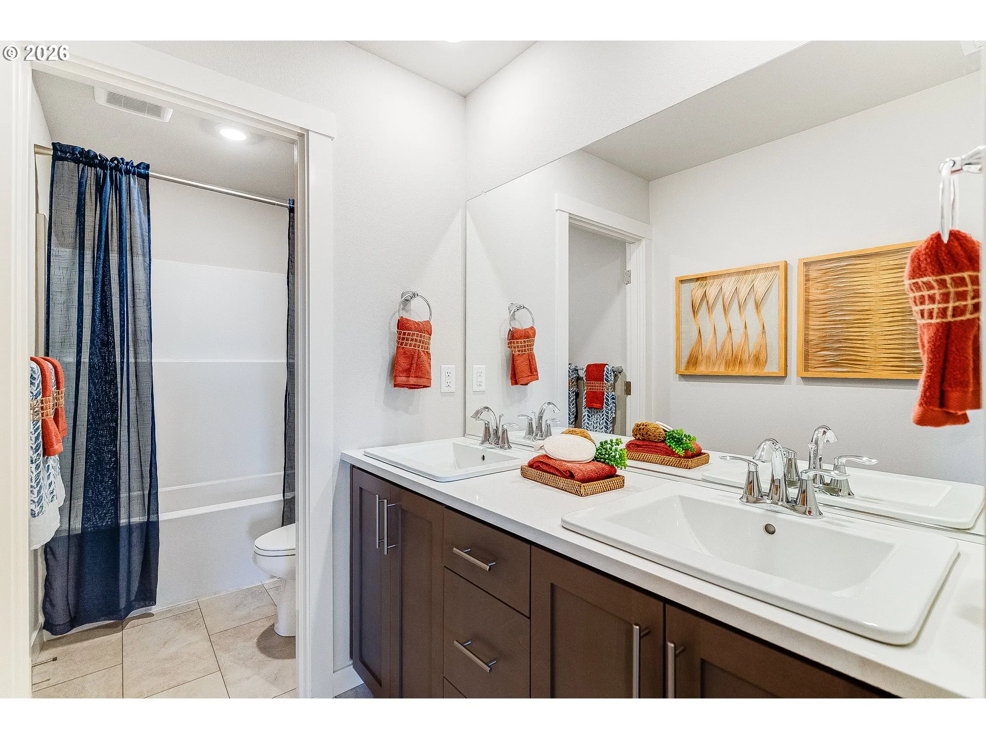 Bathroom-Upper