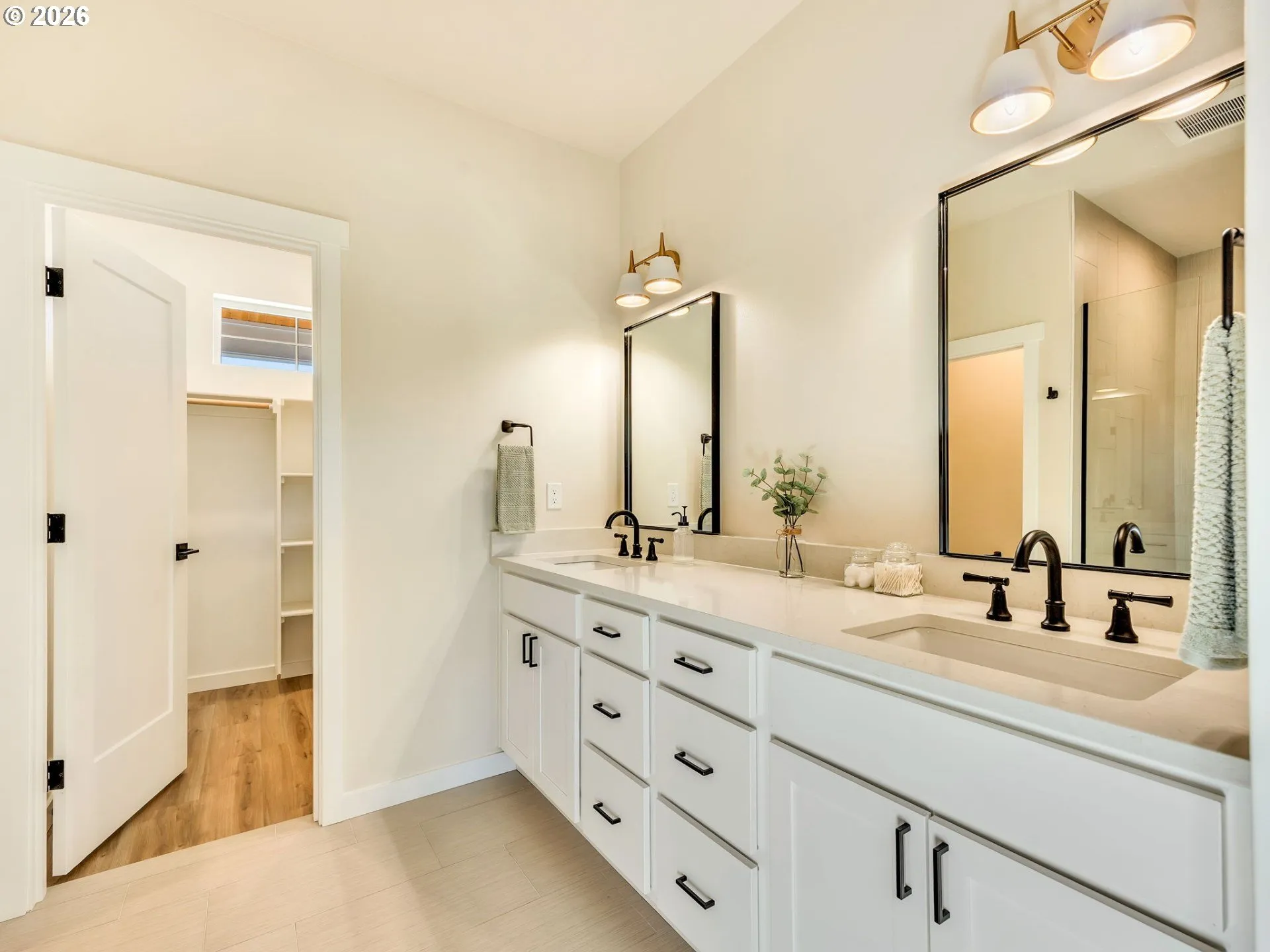 En Suite Bathroom