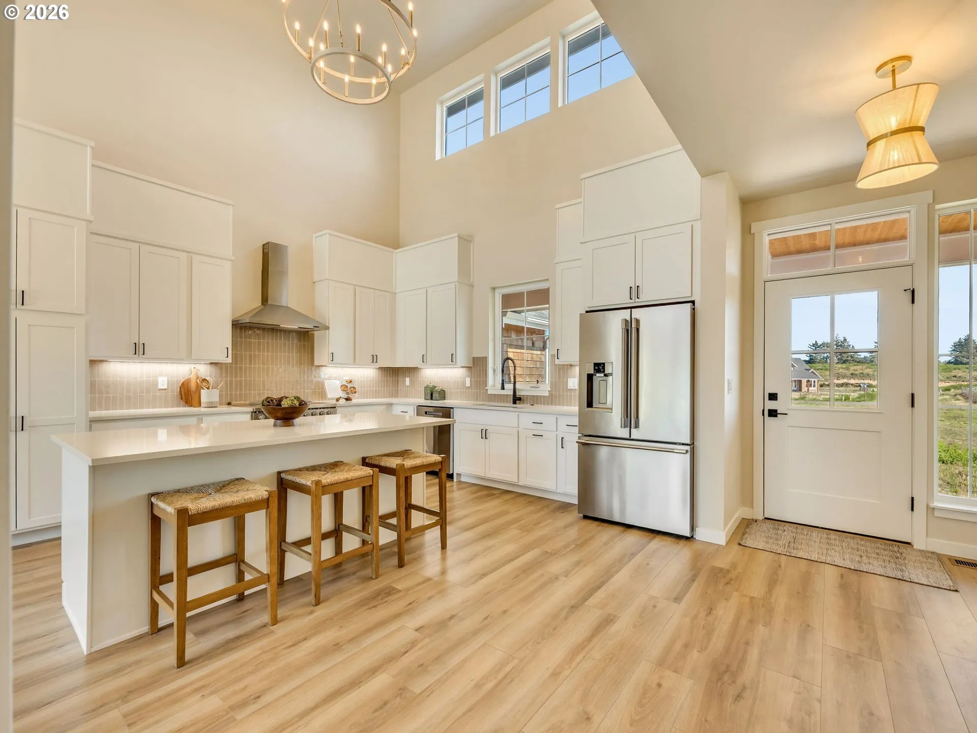 Kitchen-Eating Area