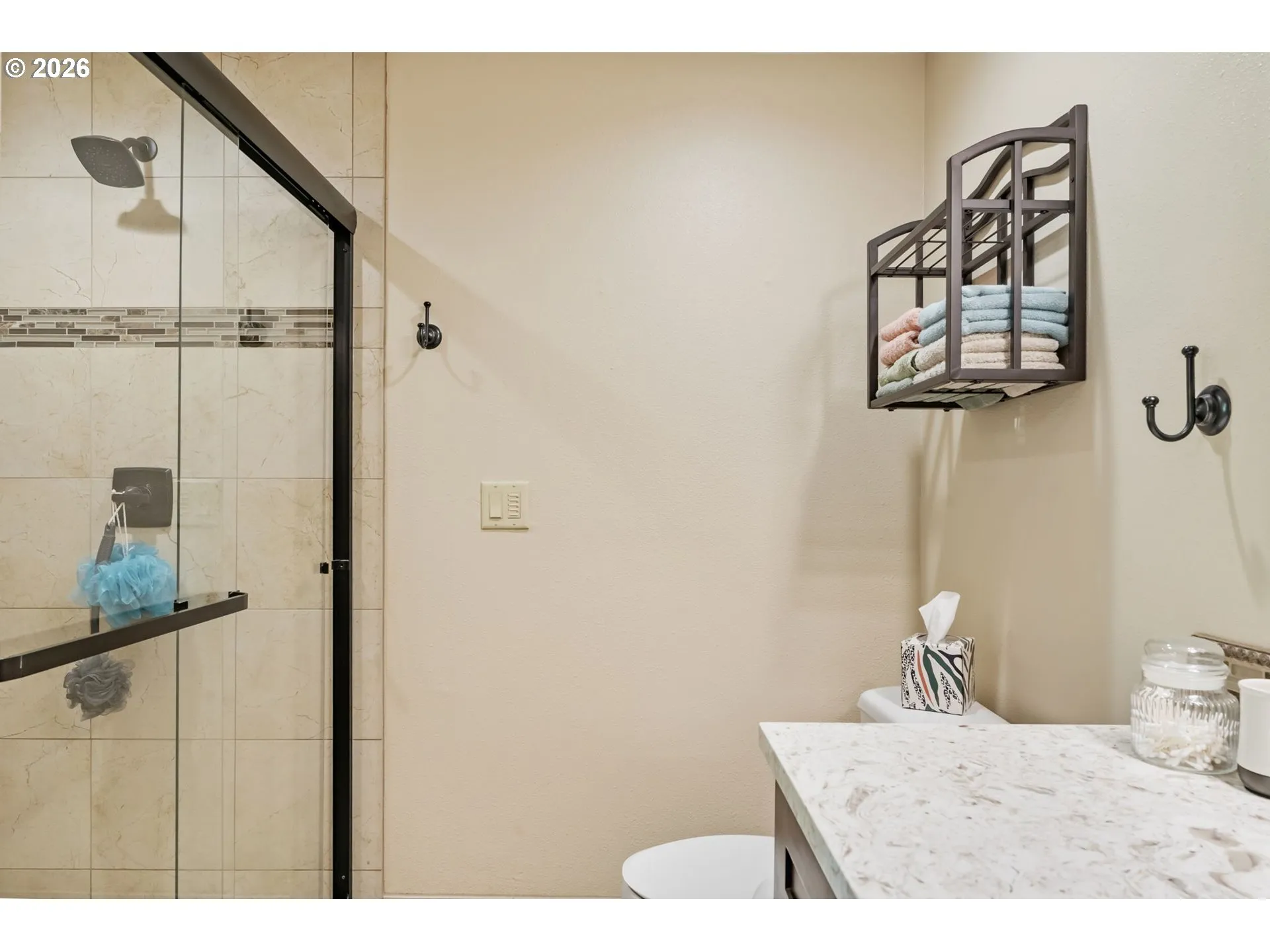 Bathroom-Walk in Shower