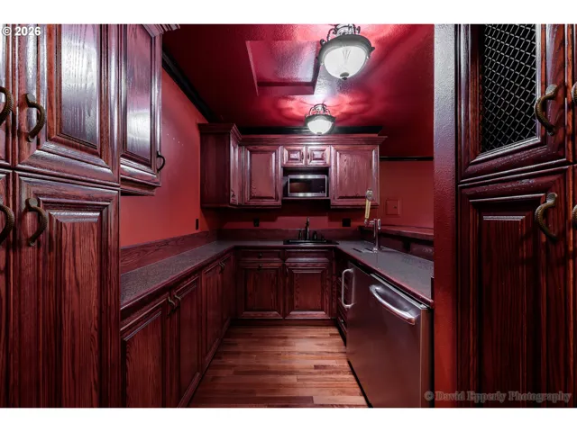 Wet Bar