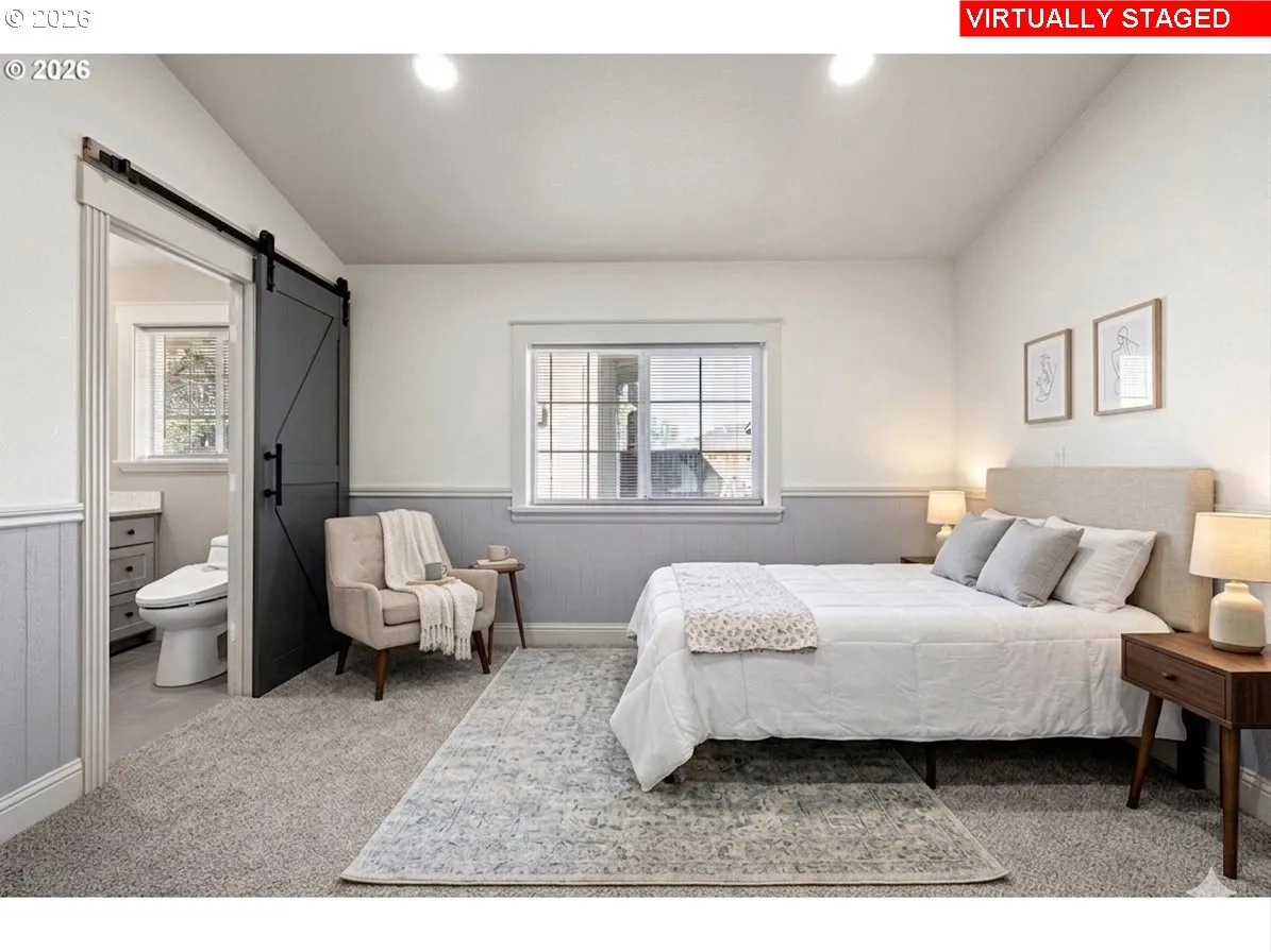 Bedroom, Primary-Vaulted Ceilings