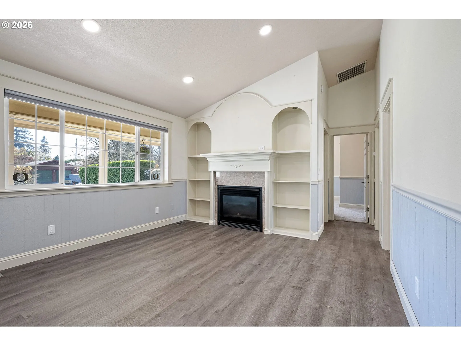 Living Room-Built-In Shelving