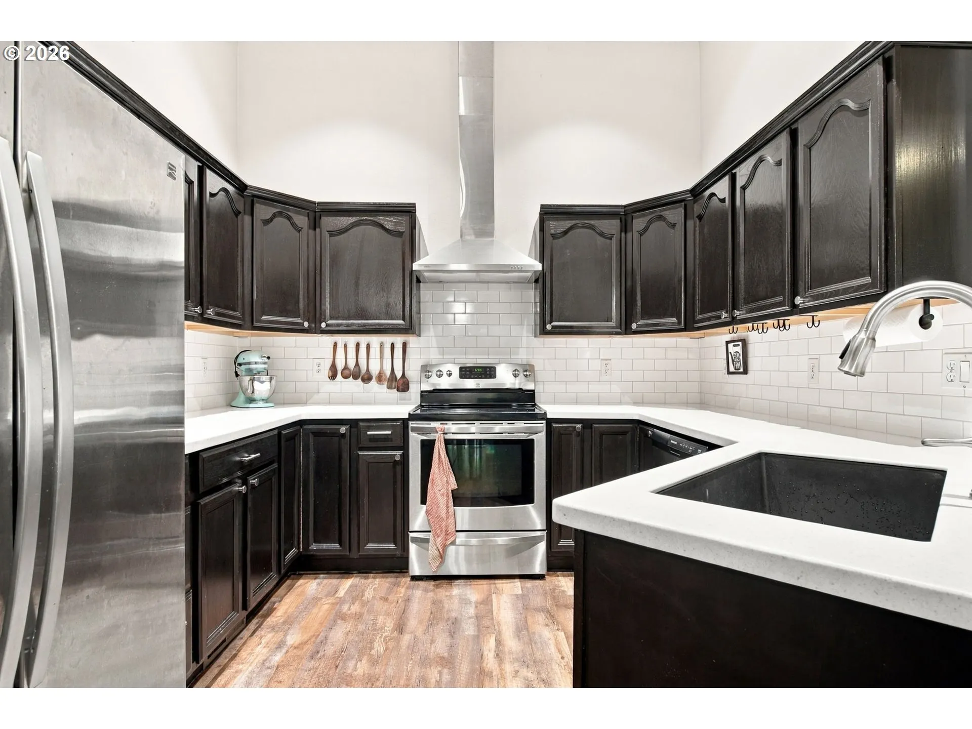 Kitchen-Eating Area