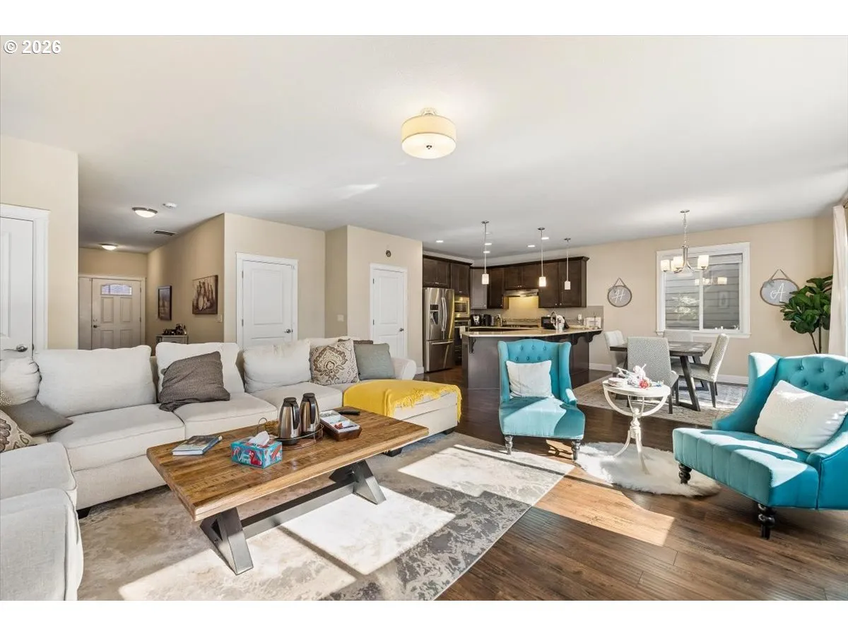 Living Room/Dining Room