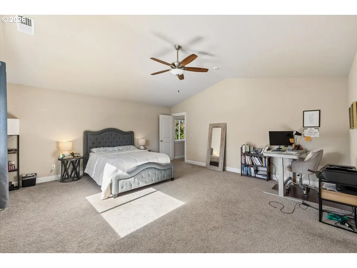 Primary Bedroom-Ceiling Fan