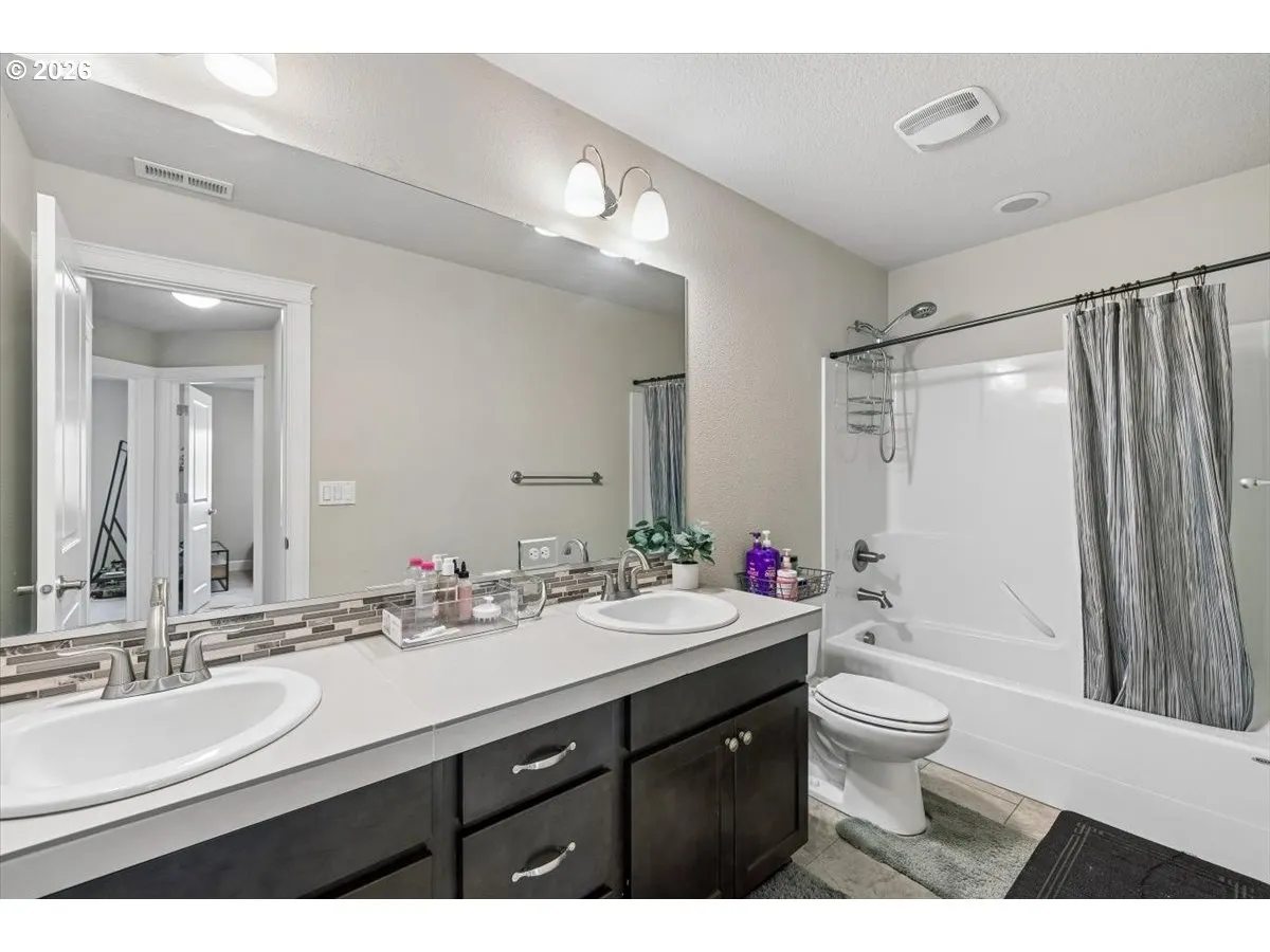 Bathroom-Double Sinks
