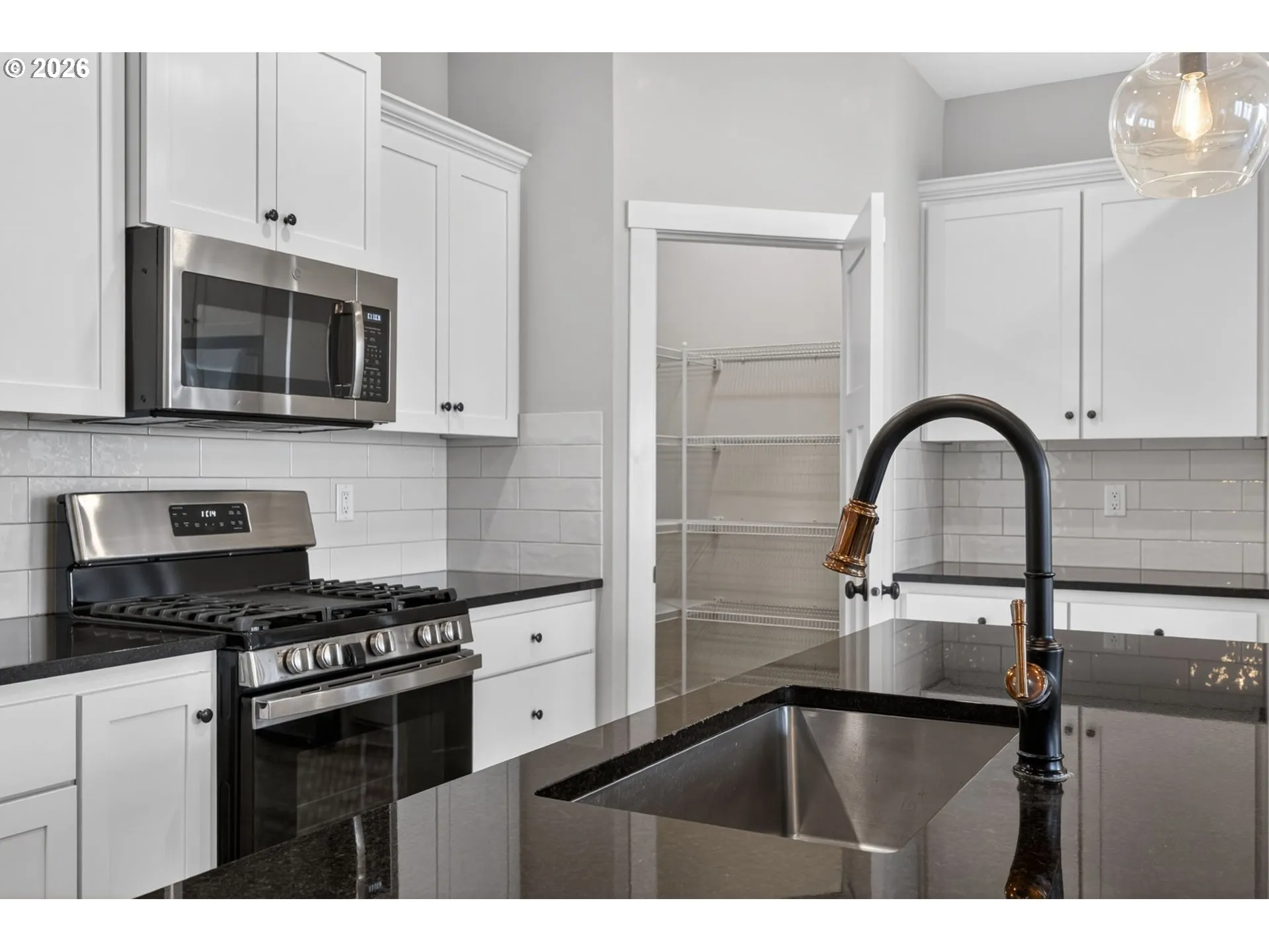 Kitchen-Oven