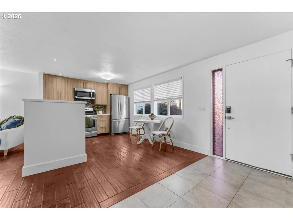 Entrance/Foyer