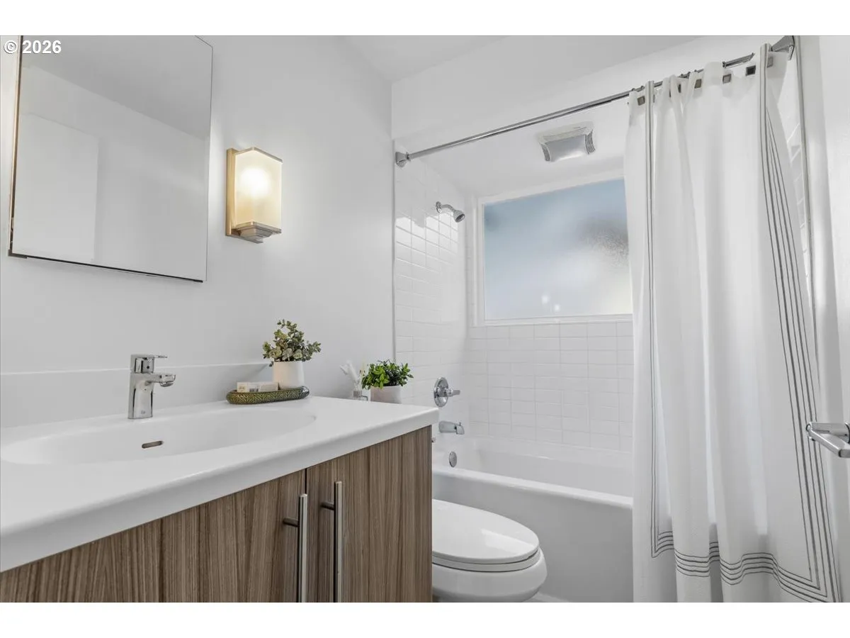 Bathroom-Hall