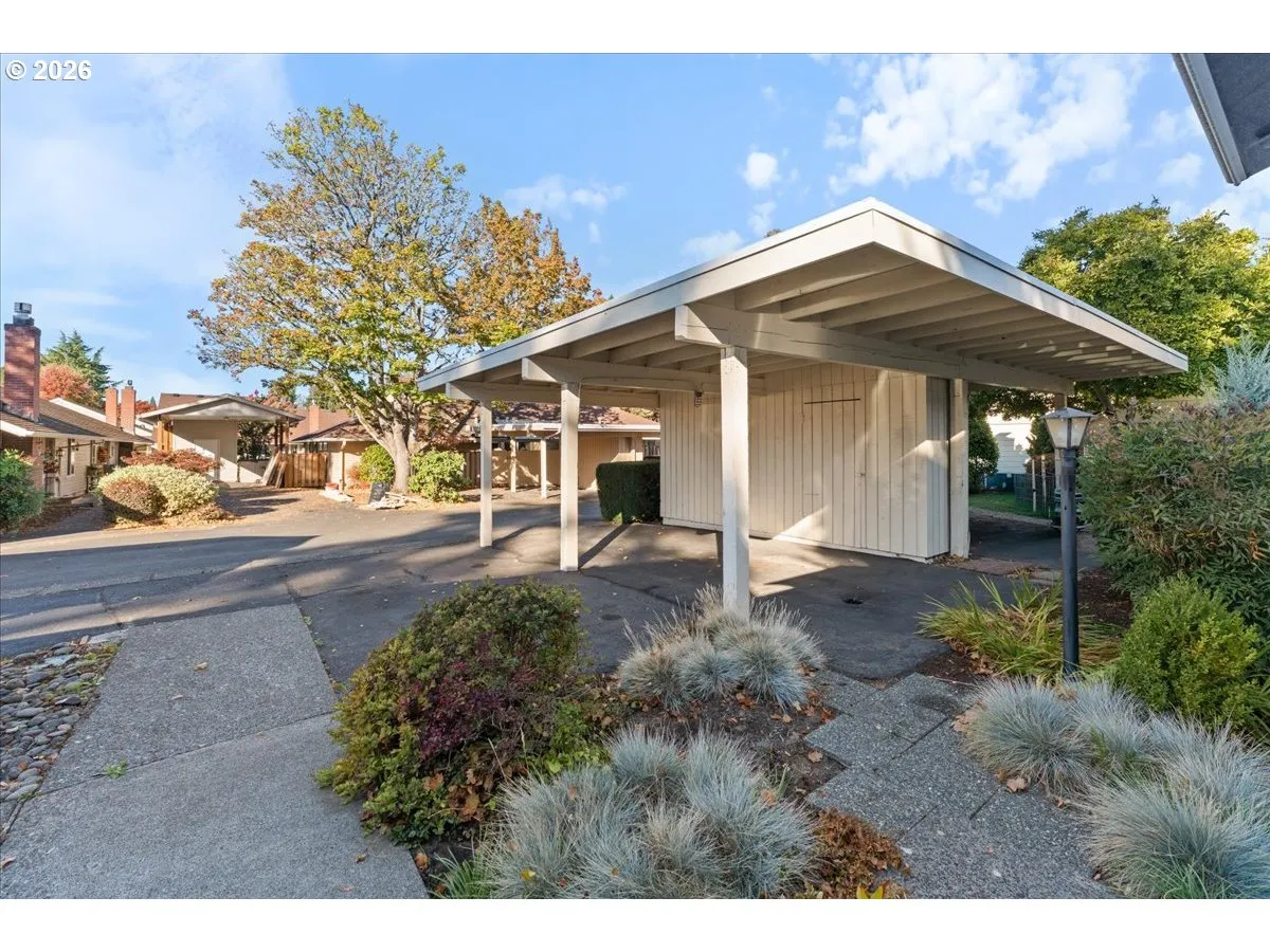 Carport