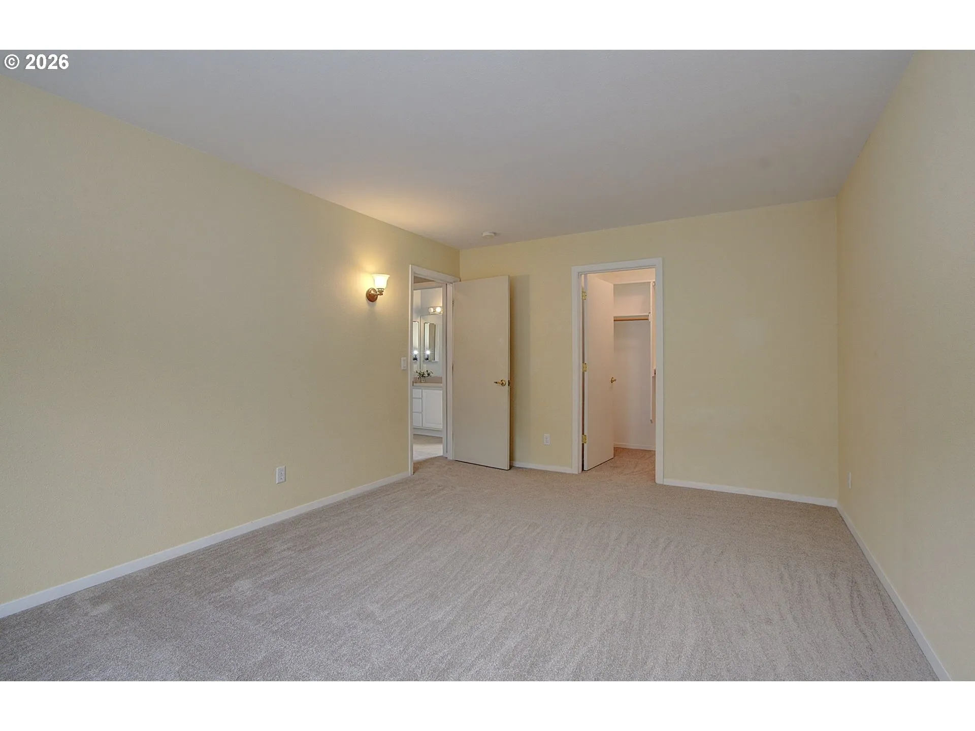 Bedroom, Primary