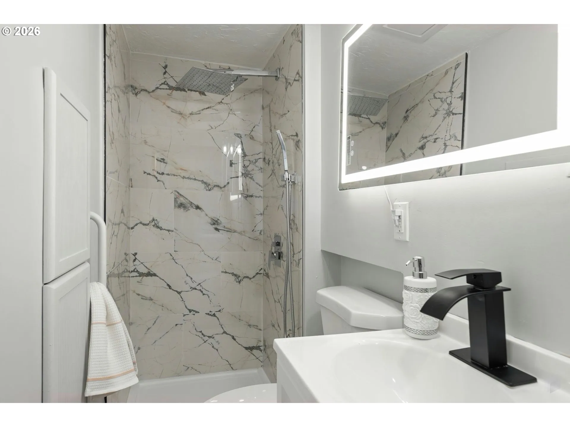En Suite Bathroom